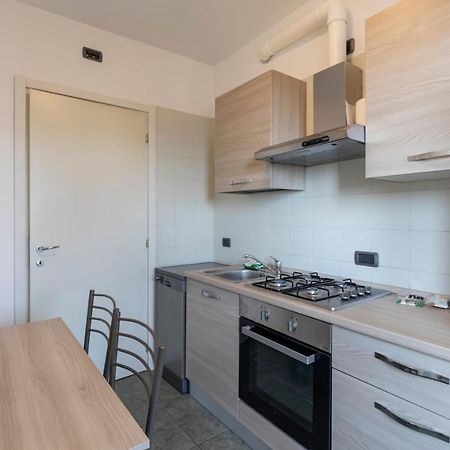 Splendida Terrazza Su Arcimboldi - Milano Bicocca Appartement Buitenkant foto