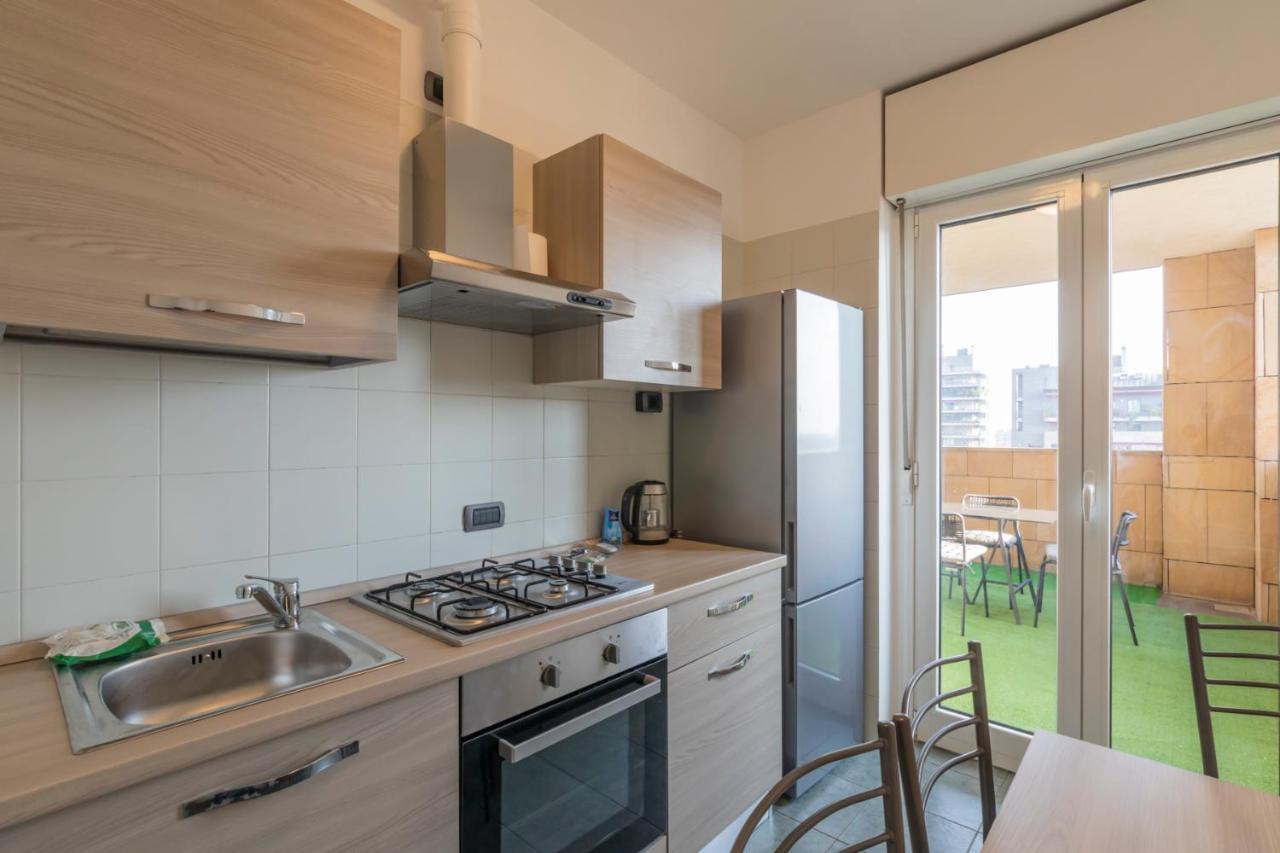 Splendida Terrazza Su Arcimboldi - Milano Bicocca Appartement Buitenkant foto