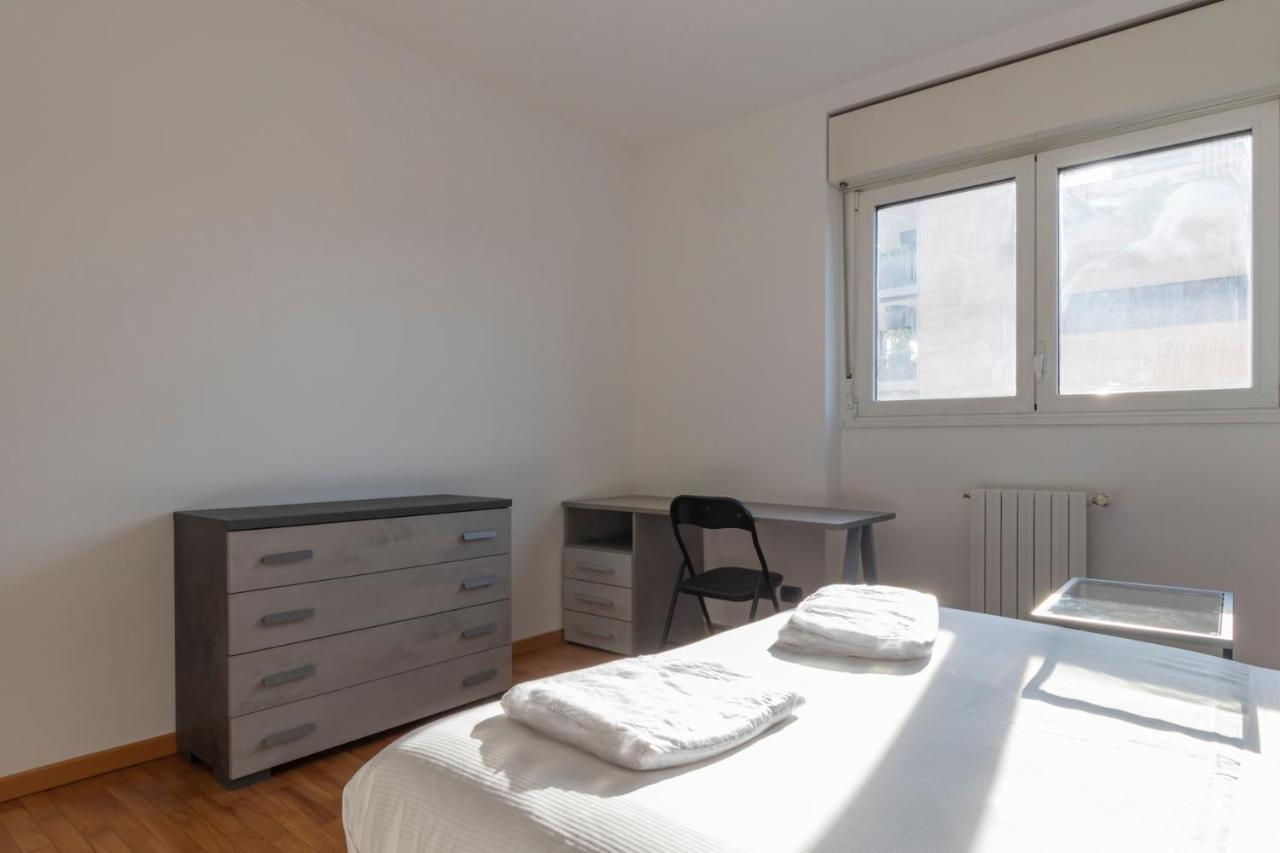 Splendida Terrazza Su Arcimboldi - Milano Bicocca Appartement Buitenkant foto