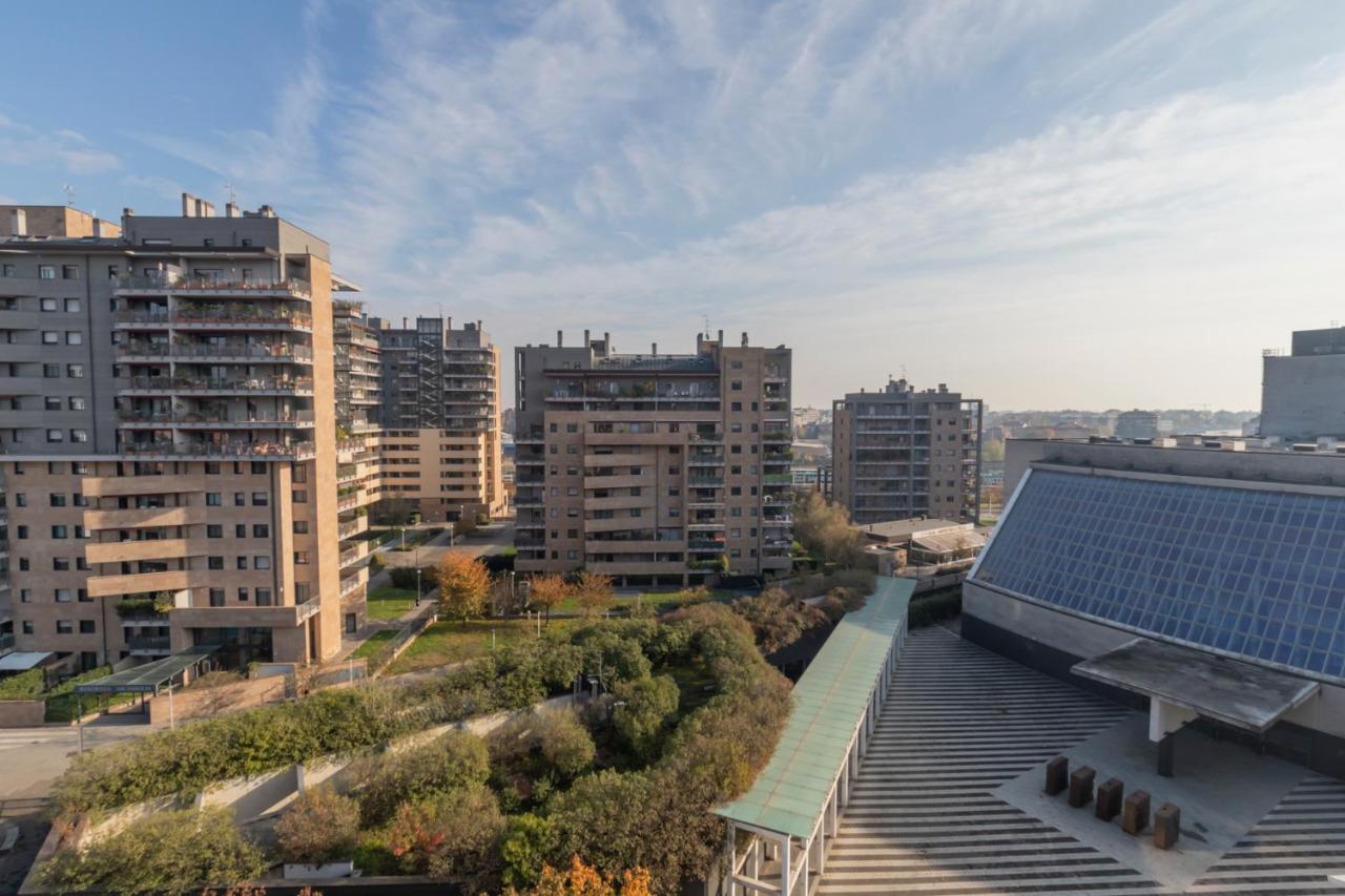 Splendida Terrazza Su Arcimboldi - Milano Bicocca Appartement Buitenkant foto